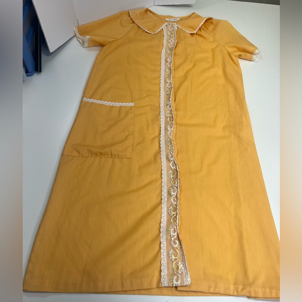 Vintage 60s 70s Orange and White Women’s Nightgown Dress - Picture 2 of 12